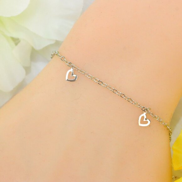 "Minimalist Bracelet, Sleek & Modern Design, Women’s Fashion, YC110268-B - Picture 5 of 10